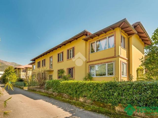 Appartamento in vendita a Romagnano, Marina Di Massa