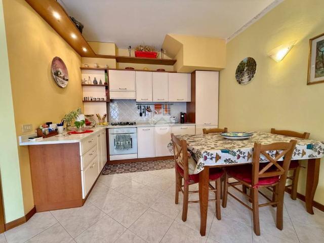 Appartamento in vendita a Remola, Marina Di Massa