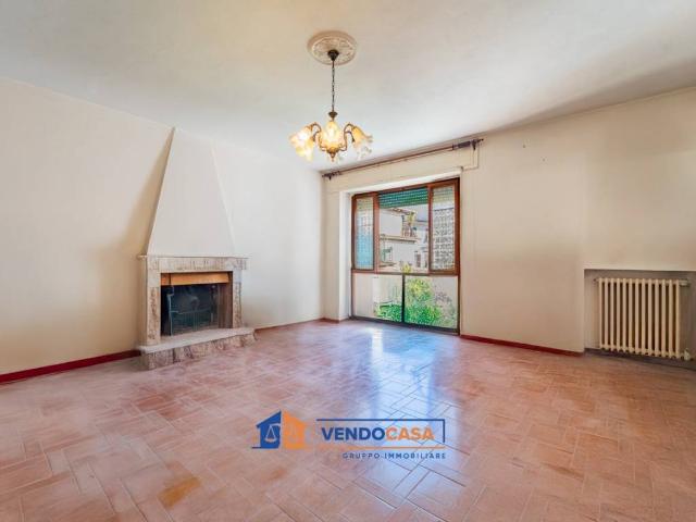 Appartamento in vendita a San Carlo, Marina Di Massa