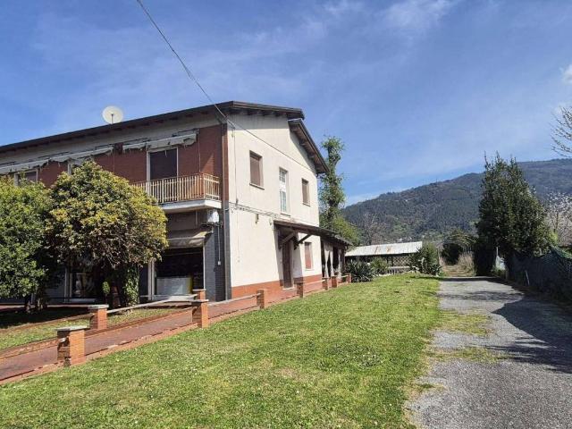 Appartamento in vendita a Quercioli, Marina Di Massa