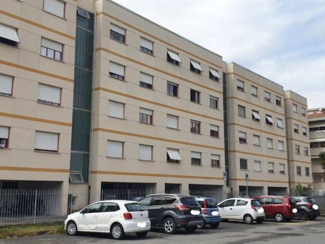 Appartamento in vendita a Castagnara, Marina Di Massa