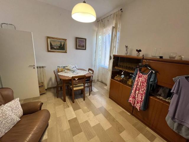 Appartamento in vendita a San Carlo, Marina Di Massa