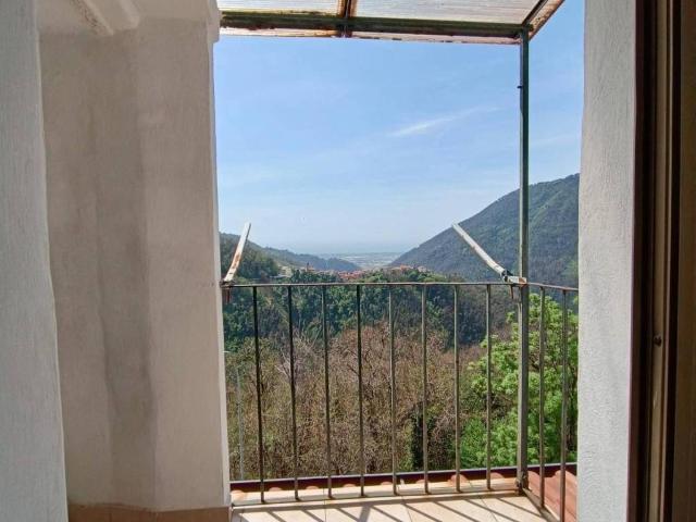 Appartamento in vendita a Marina Di Massa, Toscana
