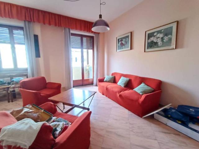 Appartamento in vendita a Camponelli, Marina Di Massa