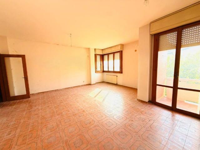 Appartamento in vendita a Poggioletto, Marina Di Massa