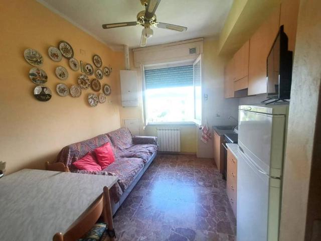 Appartamento in vendita a Casone, Marina Di Massa