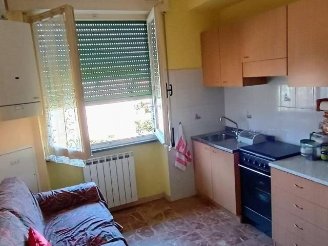 Appartamento in vendita a Casone, Marina Di Massa