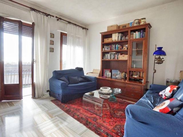 Appartamento in vendita a Marina Di Massa, Toscana