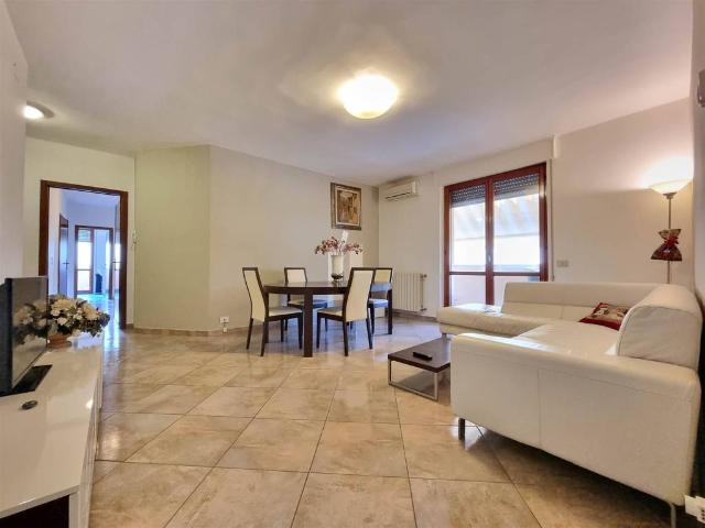 Appartamento in vendita a Massarosa, Toscana