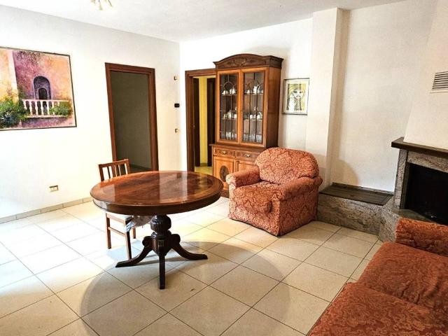 Appartamento in vendita a Marche, Macerata