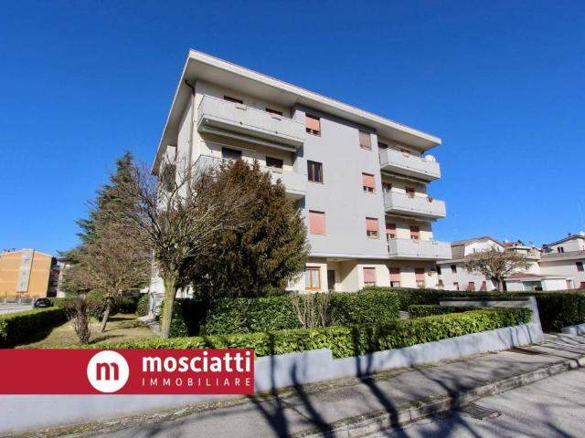 Appartamento in vendita a Marche, Macerata