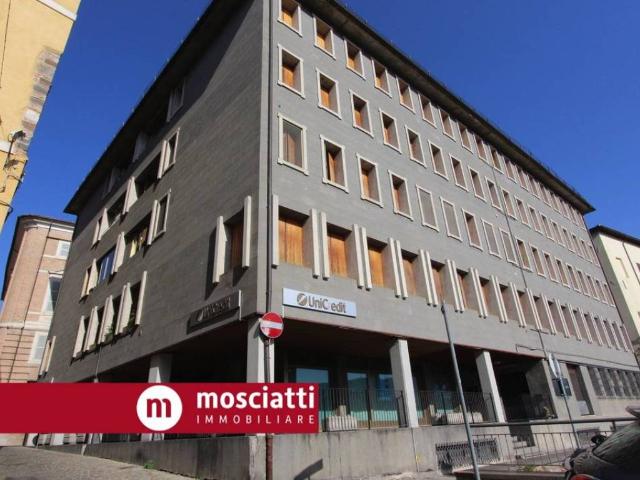 Appartamento in vendita a Marche, Macerata