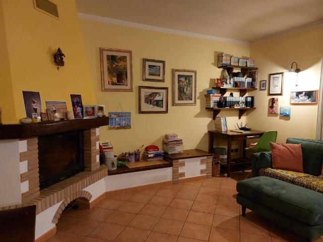 Appartamento in vendita a Marche, Macerata