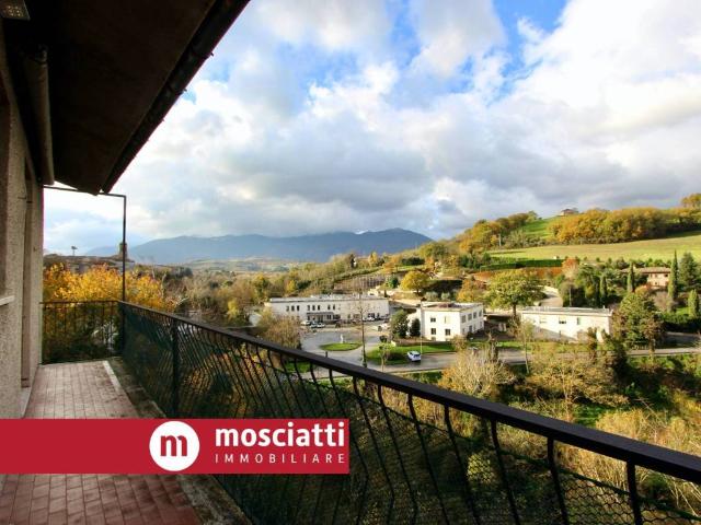 Appartamento in vendita a Marche, Macerata