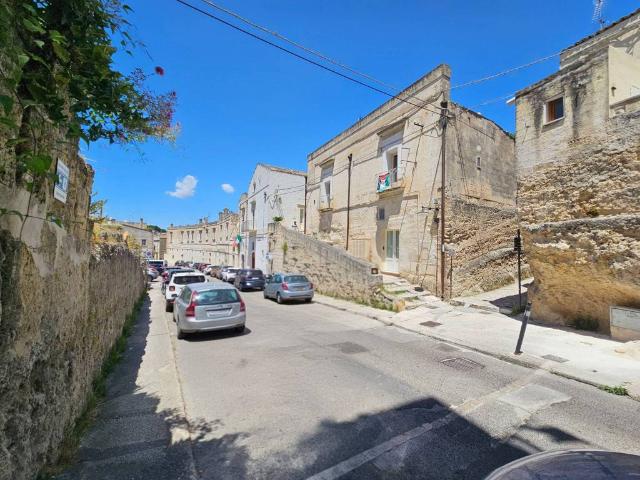 Appartamento in vendita a Sassi di Matera, Matera