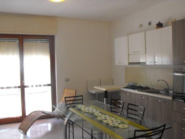 Appartamento in vendita a Complesso Residenziale 