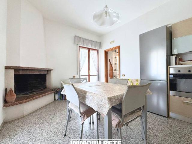 Appartamento in vendita a Zona PAIP 1, Matera