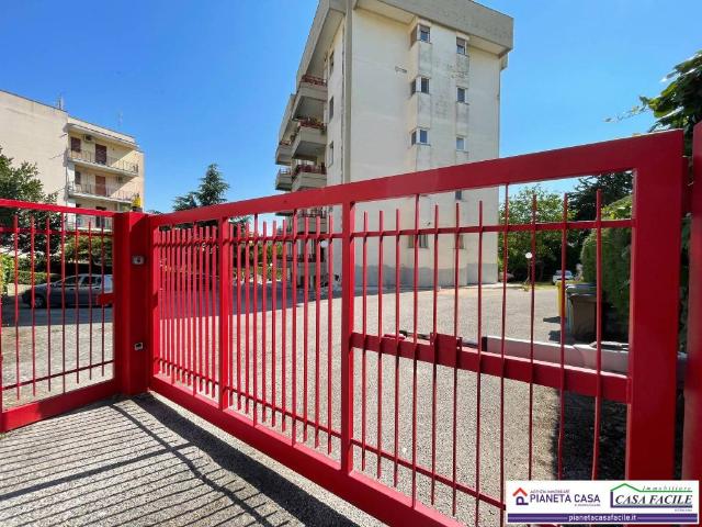 Appartamento in vendita a Serra Venerdì, Matera