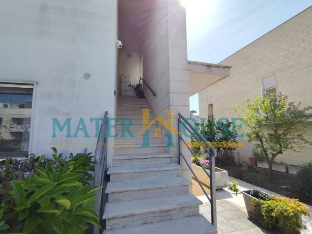 Appartamento in vendita a Complesso Residenziale 