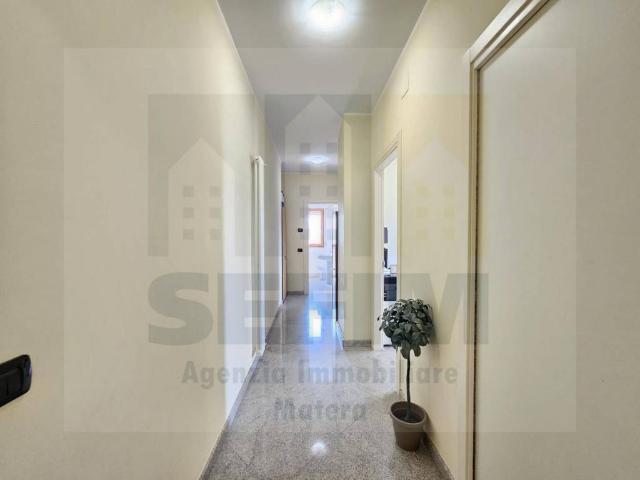 Appartamento in vendita a Centro, Matera