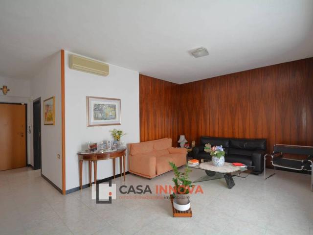 Appartamento in vendita a Centro, Matera