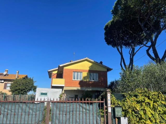 Appartamento in vendita a Borgo, Roma Capitale