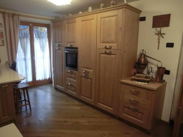 Appartamento in vendita a Comun General de Fascia, Mazzin