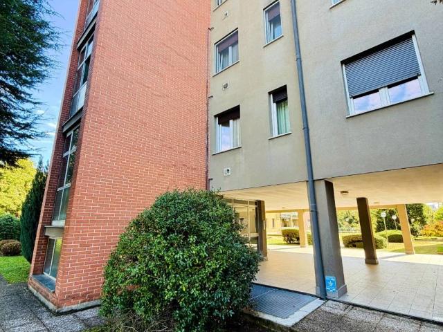 Appartamento in vendita a Colombera, Meda