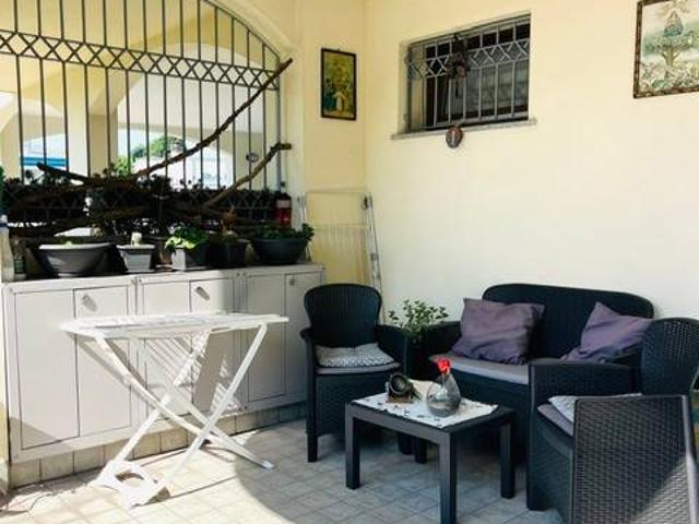 Appartamento in vendita a Meda, Lombardia