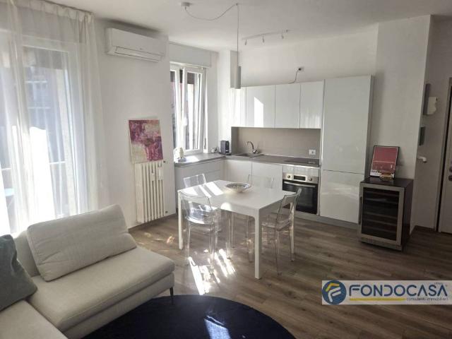 Appartamento in vendita a Meda, Monza e della Brianza