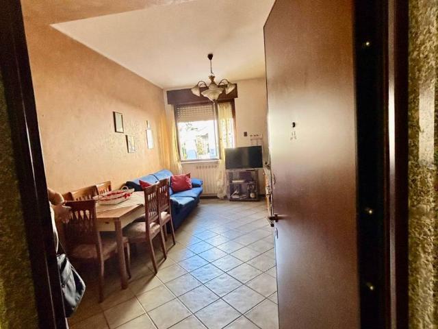 Appartamento in vendita a Meda, Monza e della Brianza