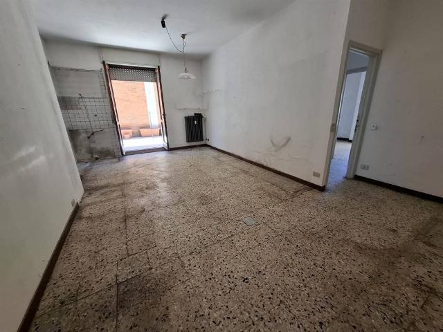 Appartamento in vendita a Meda, Lombardia