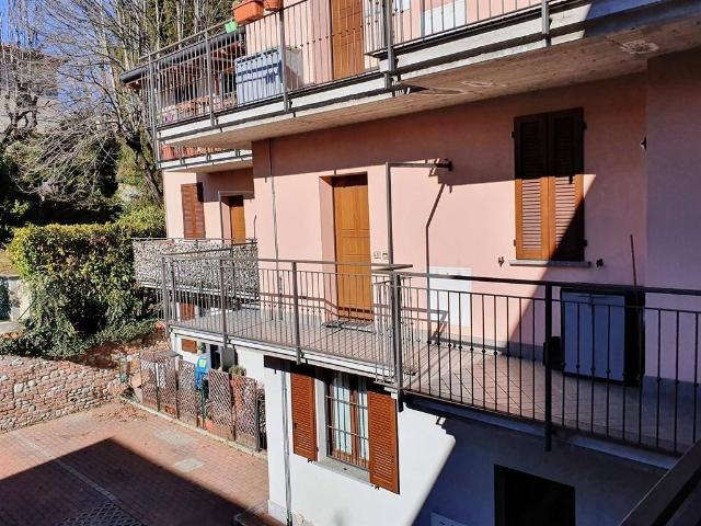 Appartamento in vendita a Meda, Campaccio