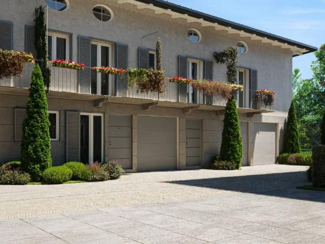 Appartamento in vendita a Meda, Lombardia