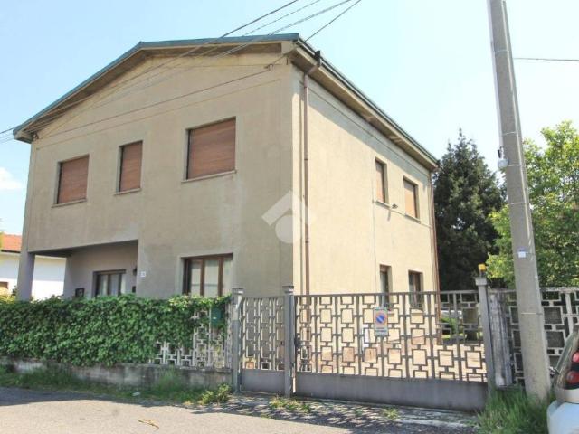 Appartamento in vendita a Meda