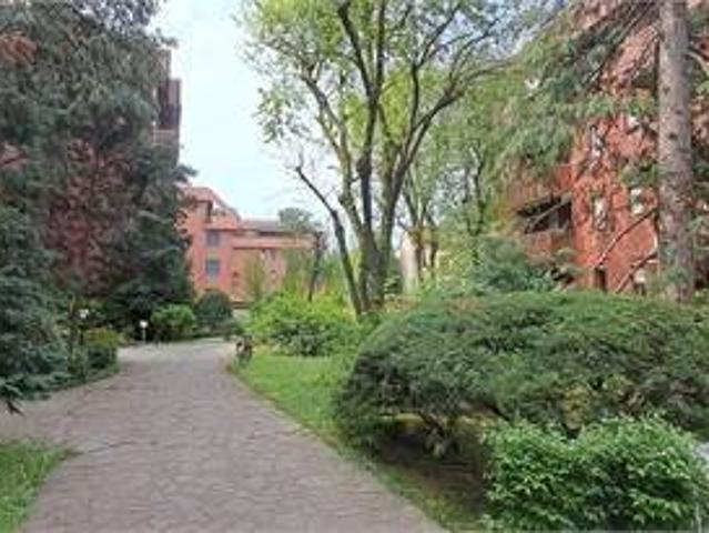 Appartamento in vendita a Meda, Lombardia