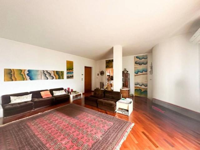 Appartamento in vendita a Mede, Pavia