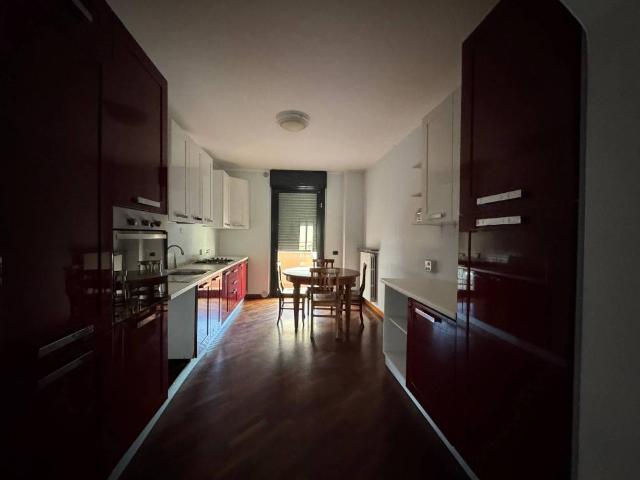 Appartamento in vendita a Mede, Lombardia