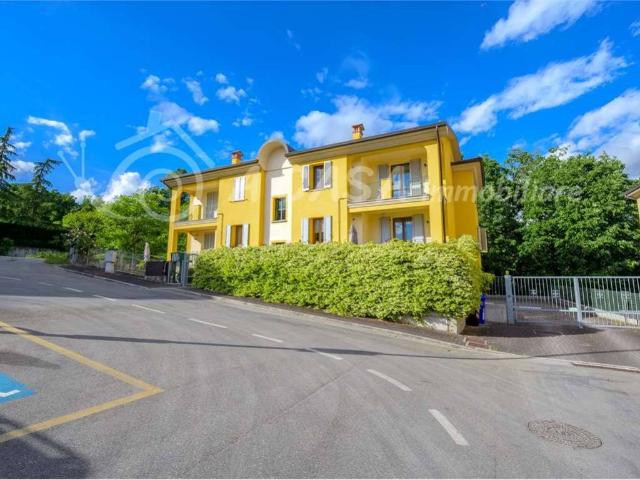 Appartamento in vendita a Medesano, Ramiola