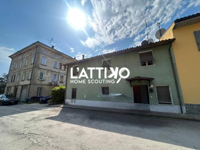 Appartamento in vendita a Medesano, Cà Dordone