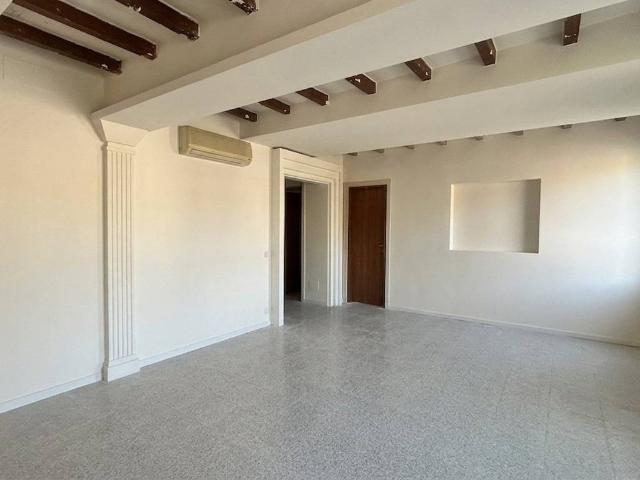Appartamento in vendita a Medesano, Felegara