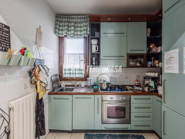 Appartamento in vendita a Medesano, Felegara