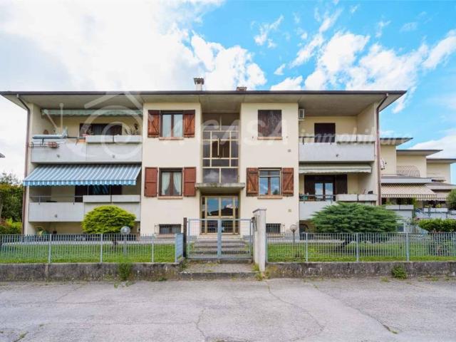 Appartamento in vendita a Medesano, Ramiola