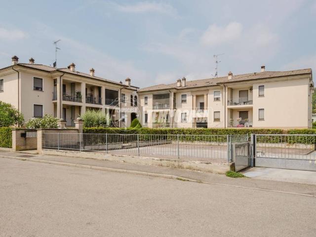 Appartamento in vendita a Medesano, Felegara