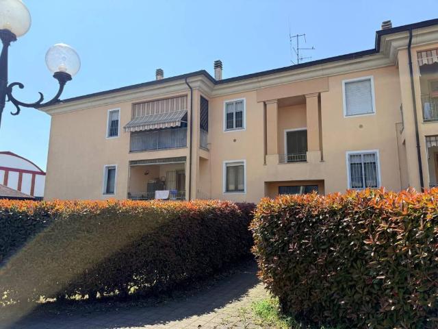 Appartamento in vendita a Medesano, Felegara