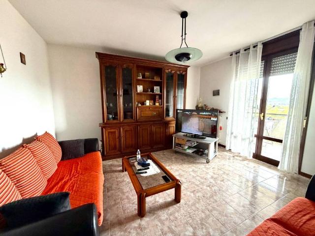 Appartamento in vendita a Medesano, Felegara