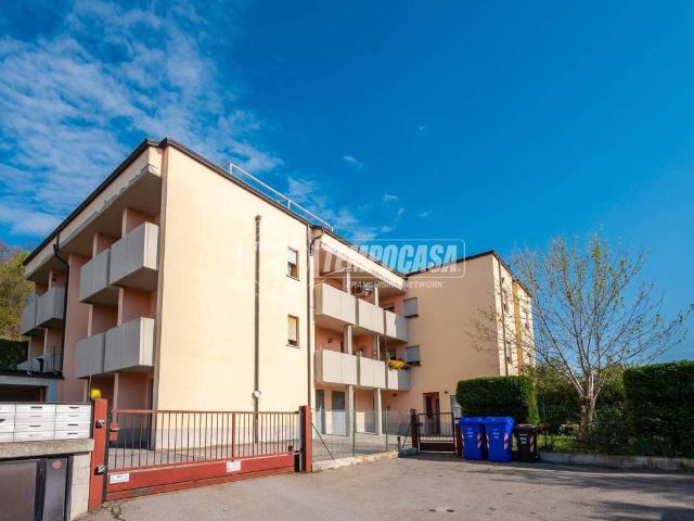 Appartamento in vendita a Medesano, Felegara