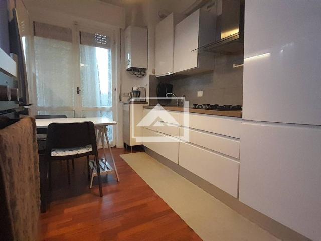 Appartamento in vendita a Mediglia, Lombardia