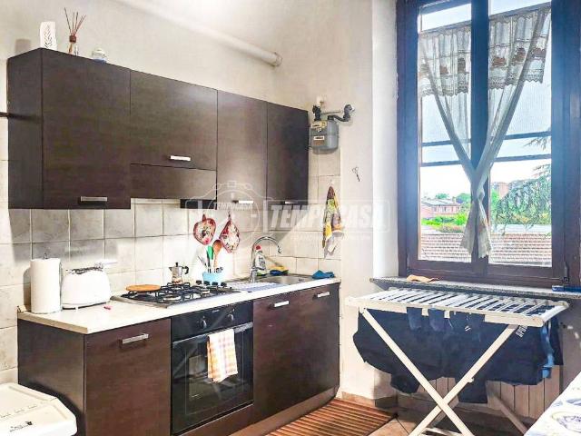 Appartamento in vendita a Mediglia, Lombardia