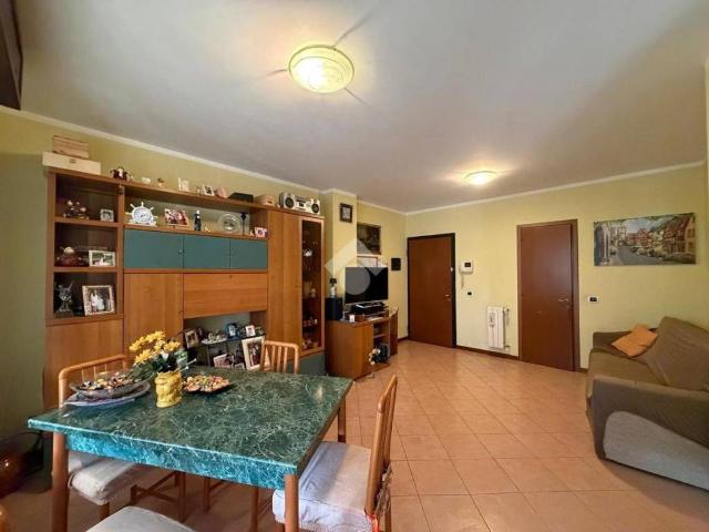 Appartamento in vendita a Mediglia, Lombardia